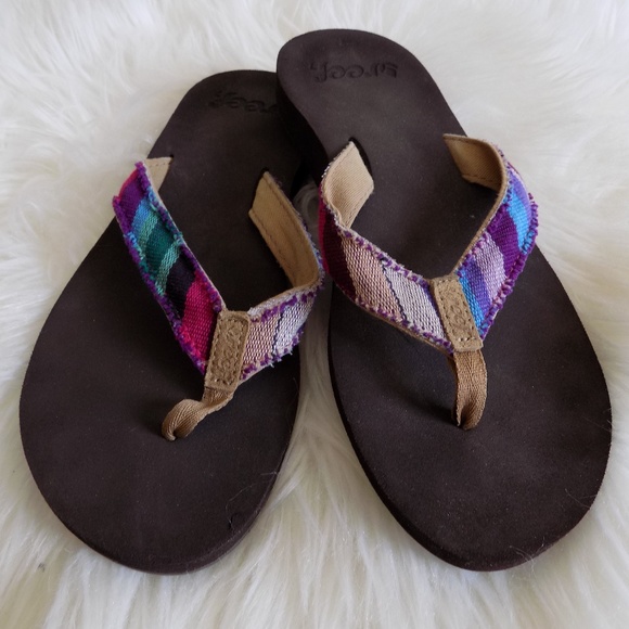 flip flops with fabric straps